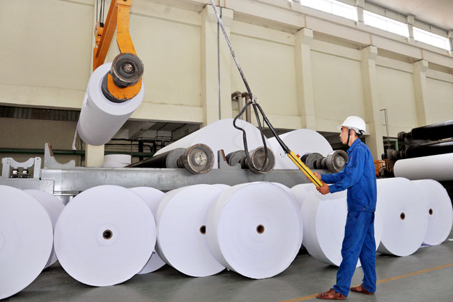 Tìm hiểu béc phun kiểm soát độ ẩm ngành giấy chống tĩnh điện