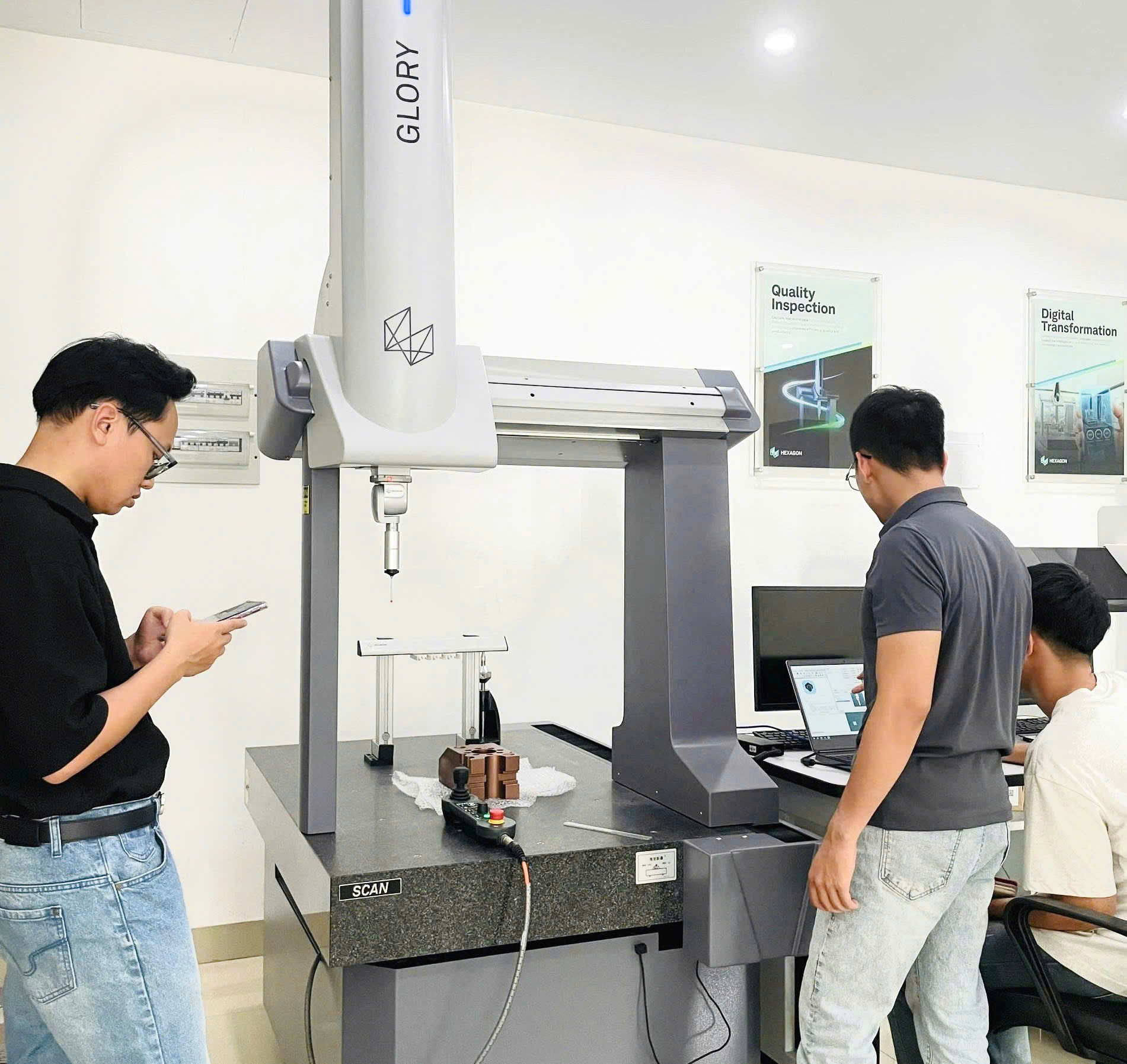 Dịch vụ sửa chữa hiệu chuẩn máy đo Hexagon tại Yamaguchi