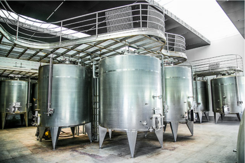 Vai trò của béc phun vệ sinh thùng chứa trong ngành giấy