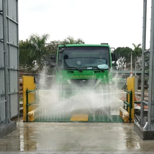 Modern automatic construction site car washing system with large capacity